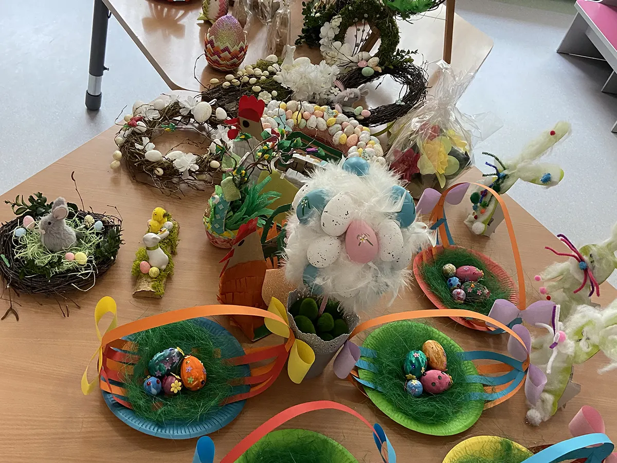  Stroiki i koszyki na stol...