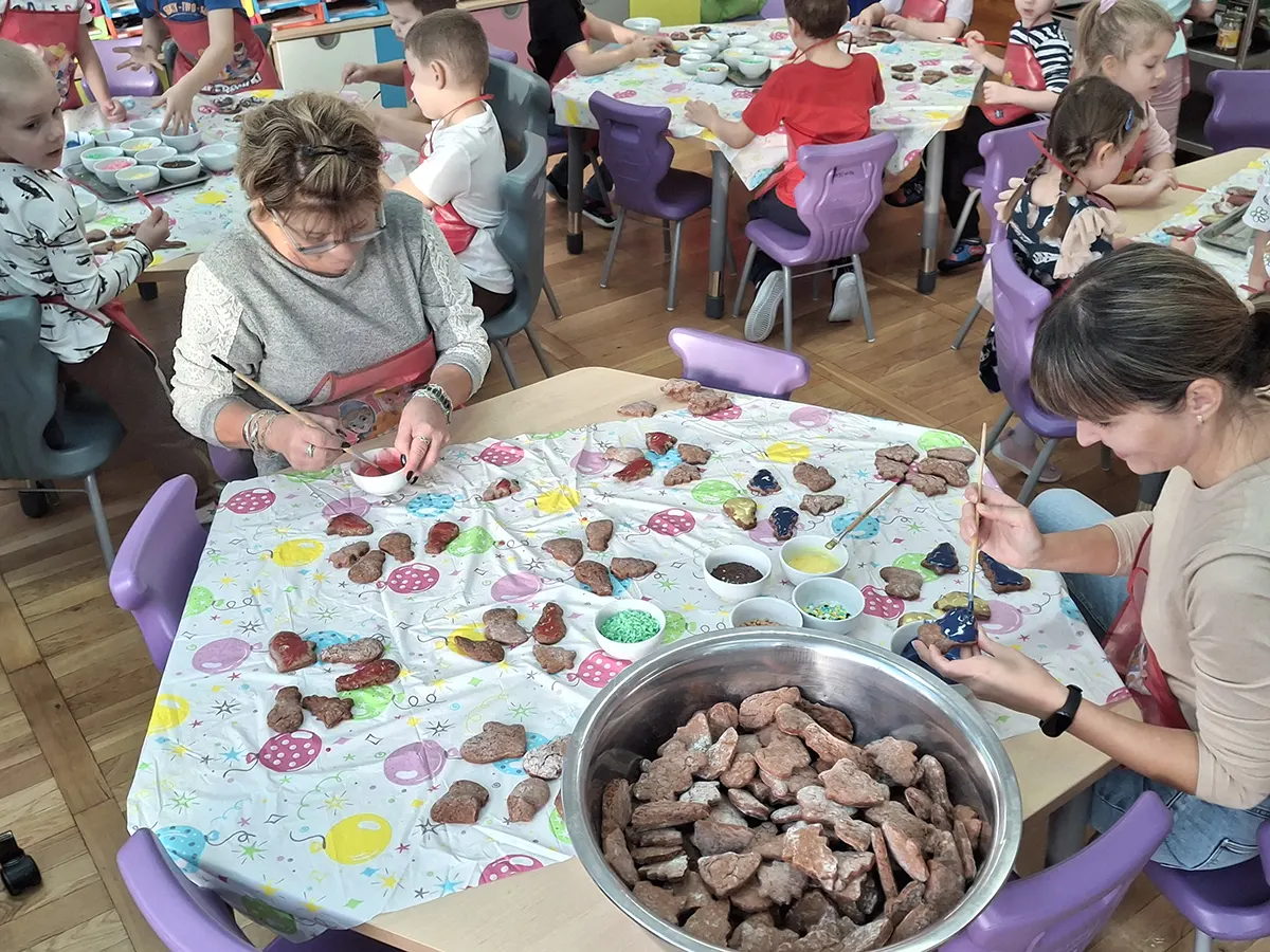  Dzieci i osoby dorosłe pr...